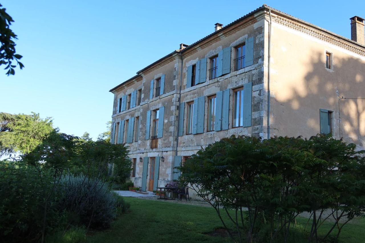 Maison d'Hôtes Domaine de Bernou La Croix-Blanche Exterior foto